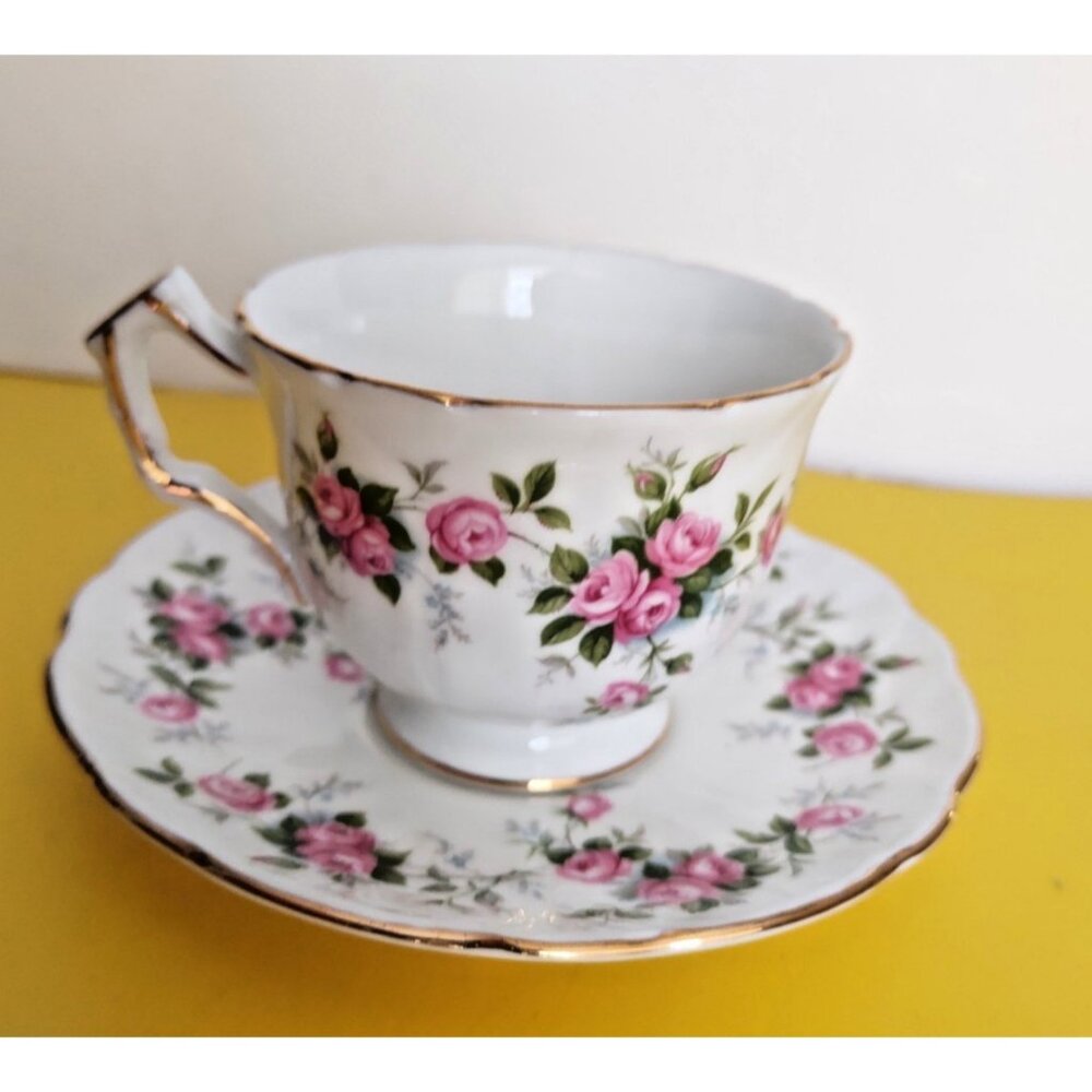 Aynsley Grotto Rose Fine bone china Tea cup & Saucer 1960's